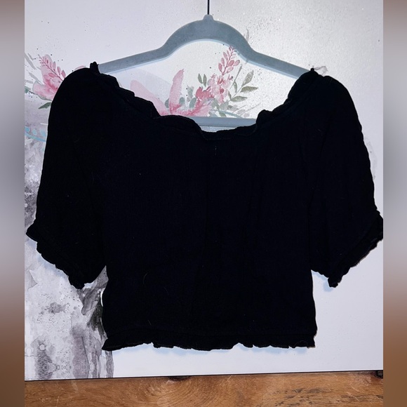 Kiwi Punch Black Short Sleeve Crop Blouse - Picture 5 of 9